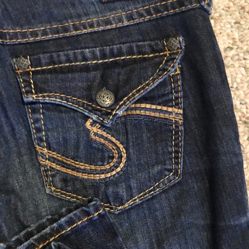 Silver Jeans - Picture 4 of 6